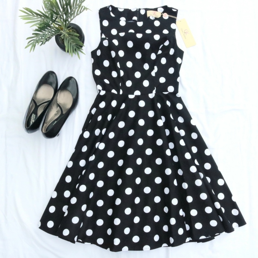 3/$20 | NWT Vintage Style Polka Dot Dress